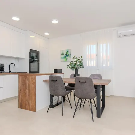 Awesome In With Wifi *